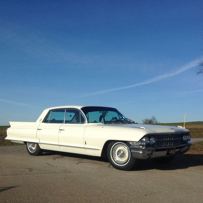 Cadillac Fleetwood 60 Special Jahrgang 1962 Weiss 6 Personen  hubers-oldtimerfahrten.jimdo.com