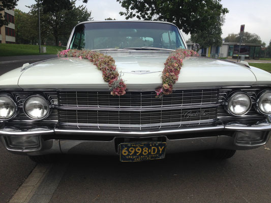 Cadillac Fleetwood 60 Special Jahrgang 1962 Weiss 6 Personen  hubers-oldtimerfahrten.jimdo.com