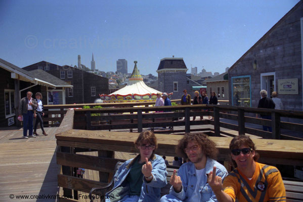Nice tourists at Fisherman´s Wharf, San Francisco, California