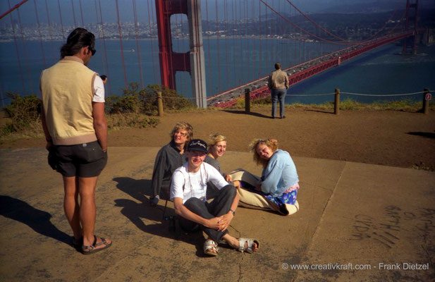 Girls and boys at Golden Gate Bridge View Point, Old Conzelman Rd, Mill Valley, San Francisco, CA, June 1990