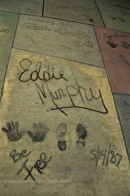 Hand- and footprints of Eddie Murphy "Be Free" 5/14/87 in concrete, Walk of Fame, TCL Grauman´s Chinese Theatre, 6925 Hollywood Blvd/N Orange Dr, Hollywood, Los Angeles, California 90028, 6/1990