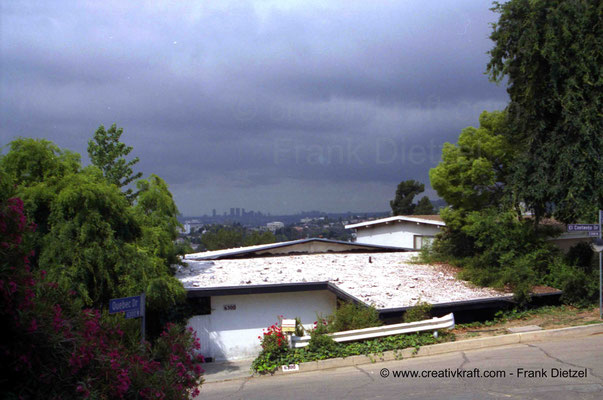 View on Los Angeles from 6300 Quebec Dr / 2300 Contento Dr, Hollywood Dell, California 90068