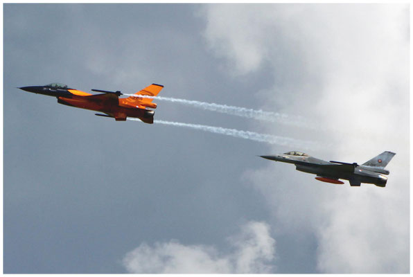 Netherlands - Air Force / General Dynamics F-16AM Fighting Falcon / J-015 + J-016 / 27.06.2009 / © Berni Müller