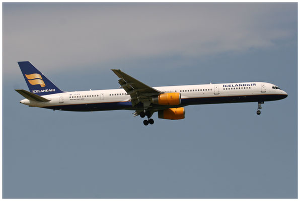 Icelandair / Boeing 757-300 / TF-FIX / 07.06.2007 / © Martin Hackl