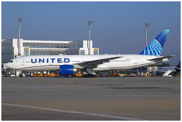 United Airlines / Boeing 777-200 / N77006 / 28.04.2022 / © Martin Hackl