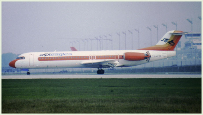 Alpi Eagle / Fokker 100 / I-ALPL / © Martin Hackl