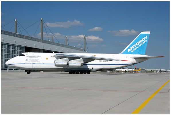 Antonov Design Bureau Airlines / Antonov AN-124-100 / UR-82073 / 19.07.2010 / © Martin Hackl