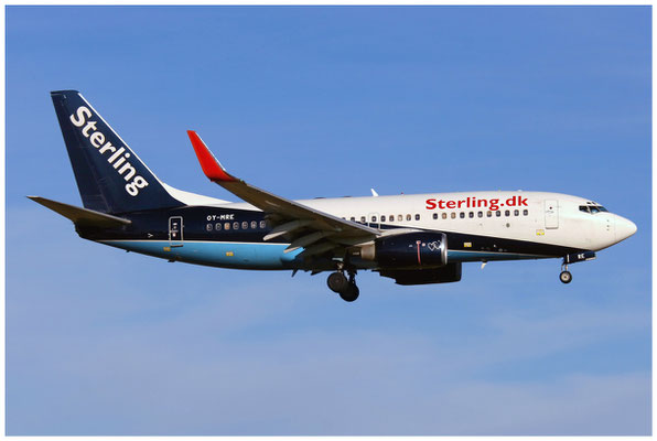Sterling Airlines / Boeing 737-700WL / 