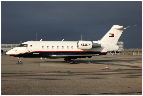 Arrow Aircraft Inc. / Challenger 604 / N818TH / 27.11.2016 / © Martin Hackl