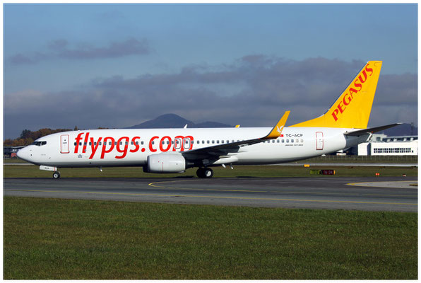 Pegasus Airlines / Boeing 737-800WL / 02.11.2011 / © Berni Müller
