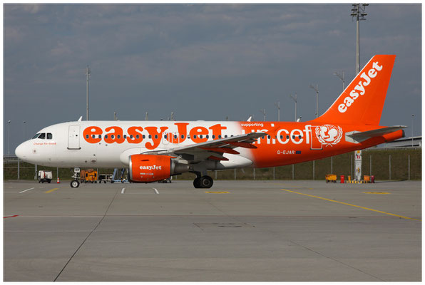 easyJet UK / Airbus A319-100 / G-EJAR / 28.08.2016 / © Martin Hackl