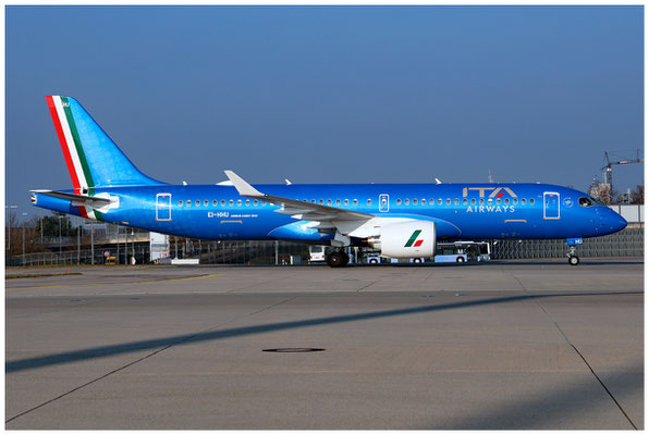ITA Airways / Airbus A220-300 / EI-HHU / 02.04.2025 / © Martin Hackl