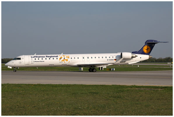 Lufthansa CityLine / CRJ-900 / D-ACKD / 21.04.2018 / © Martin Hackl