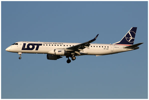 LOT Polish Airlines / ERJ-190-200 / SP-LNF / 26.06.2017 / © Martin Hackl