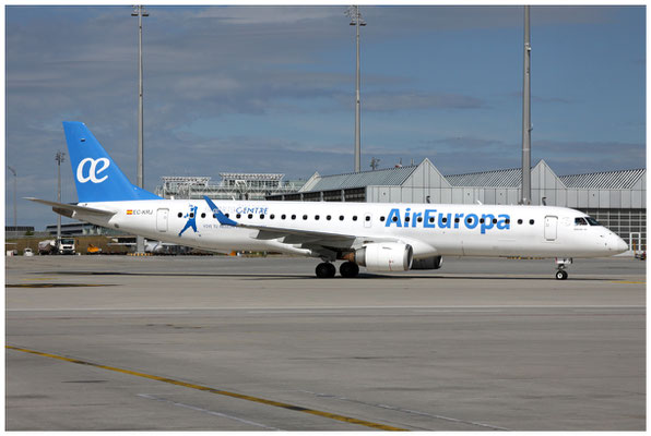Air Europa / ERJ-190-200 / EC-KRJ / 18.06.2016 / © Martin Hackl