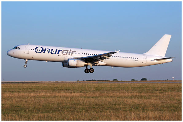 Onur Air (Avion Express) / Airbus A321-200 / LY-NVU / 25.07.2019 / © Martin Hackl