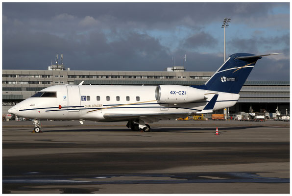 Aviation Bridge LTD / Challenger 600 S / 4X-CZI / 27.12.2016 / © Martin Hackl