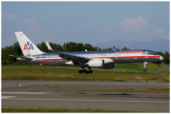 American Airlines / Boeing 757-200 WL / N181AN / 23.06.2015 / © Martin Hackl