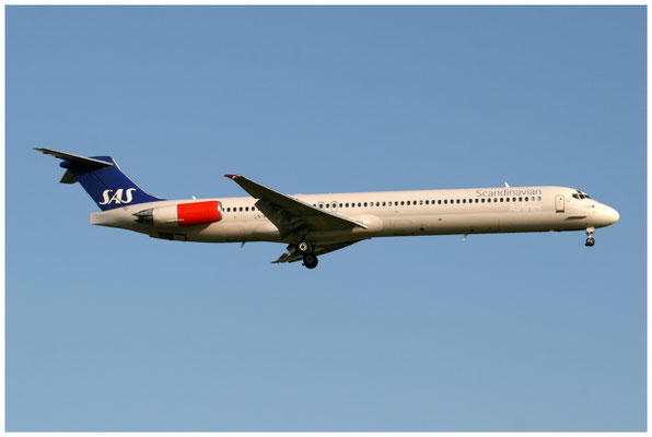 SAS Scandinavian / MDD MD-82 / LN-RMM / 08.06.2007 / © Martin Hackl