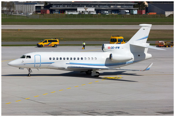 Private / Falcon 7X / OE-IPW / 08.04.2018 / © Berni Müller