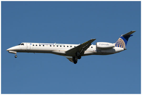 ExpressJet / ERJ-145 / N36915 / 21.10.2007 / © Martin Hackl