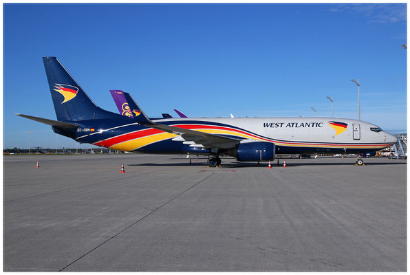 Swiftair S.A. / Boeing 737-800 F / EC-OBN / 25.09.2024 / © Martin Hackl