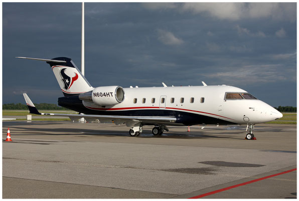 RCM Management Services Inc. / Challenger 604 / N604HT / 11.06.2016 / © Martin Hackl