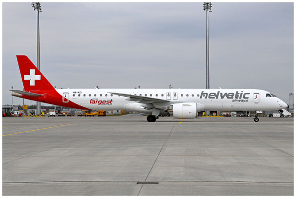 Helvetic Airways / ERJ-190-400 / HB-AZI / 13.04.2025 / © Martin Hackl