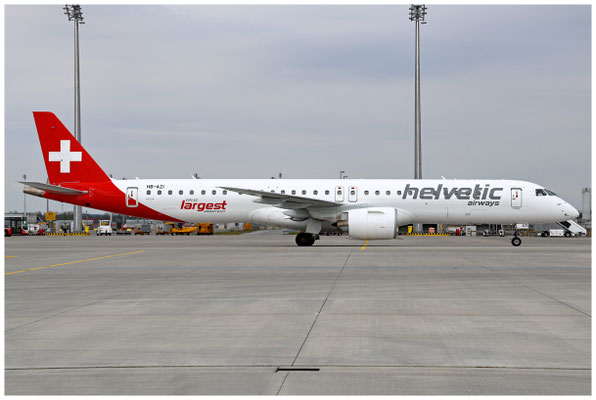 Helvetic Airways / ERJ-190-400 / HB-AZI / 13.04.2025 / © Martin Hackl