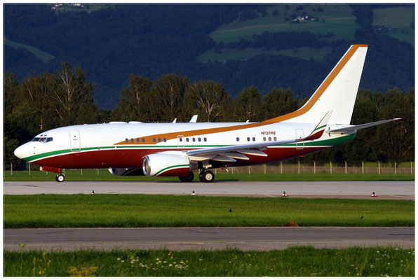 Fun Air / Boeing 737-700-BBJ1 /  