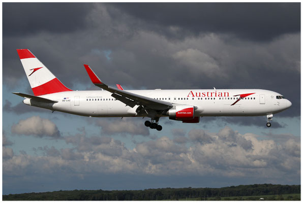 Austrian Airlines / Boeing 767-300 WL / OE-LAZ / 13.07.2017 / © Martin Hackl