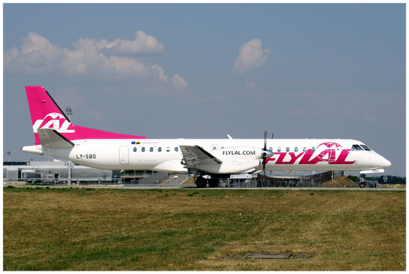 Lithuanian Airlines / Saab 2000 / LY-SBQ / 22.07.2006 / © Martin Hackl
