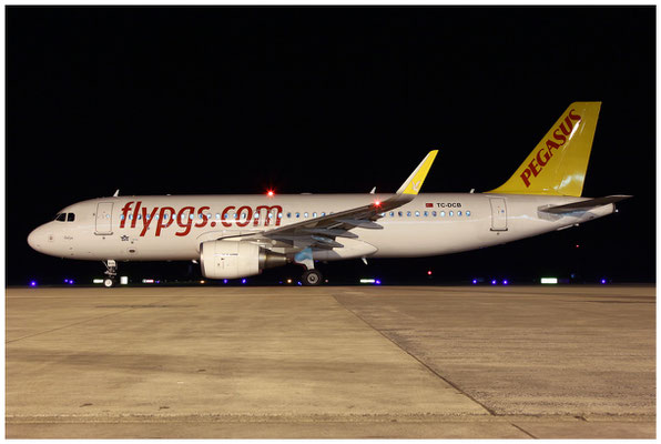 Pegasus Airlines / Airbus A320-200 SL / TC-DCB / 05.05.2014 / © Martin Hackl