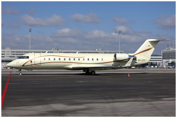 Air X Charter / CRJ-200 / 9H-JOY / 21.03.2016 / © Martin Hackl