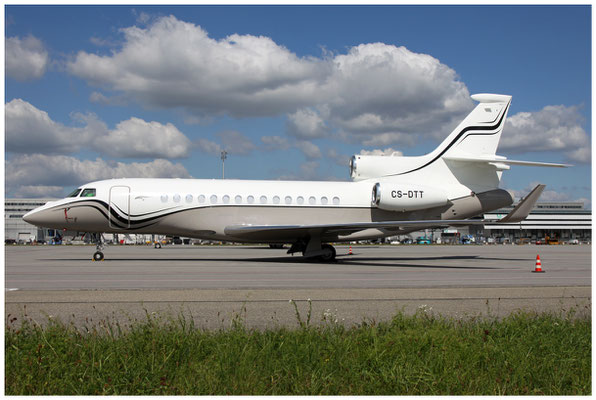 Vinair / Falcon 7X / CS-DTT / 06.09.2016 / © Martin Hackl