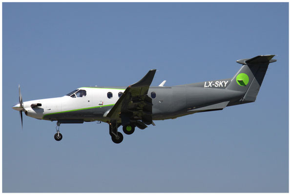 Private / Pilatus PC-12 / LX-SKY / 09.07.2010 / © Berni Müller