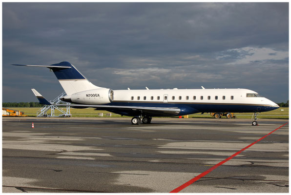 WFBN / Global Express / N700GX / 11.06.2016 / © Martin Hackl