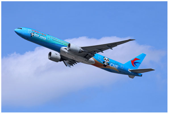 China Eastern Airlines / Boeing 777-300 / B-2002 / 06.04.2026 / © Martin Hackl