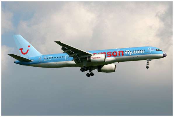 Britannia Airways / Boeing 757-200 / G-CDUO / 05.05.2005 / © Martin Hackl