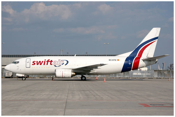 Swiftair / Boeing 737-300 F / EC-KTZ / 19.04.2010 / © Martin Hackl