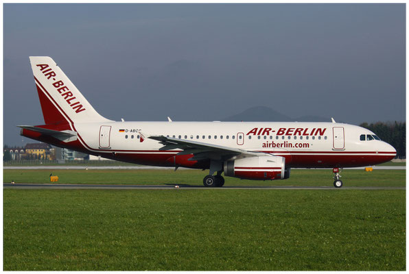 Air Berlin / Airbus A319-100 / D-ABGC / 03.11.2010 / © Berni Müller