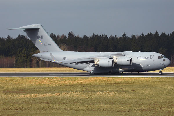   Canada - Air Force / Boeing CC-177 Globemaster III / 177702 / 06.03.2011 / © Martin Hackl