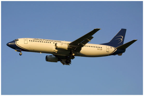 Blue Panorama / Boeing 737-400 / LX-LGF / 18.05.2004 / © Martin Hackl
