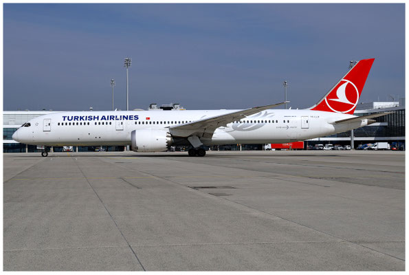 Turkish Airlines / Boeing 787-9 / TC-LLO / 19.03.2026 / © Martin Hackl
