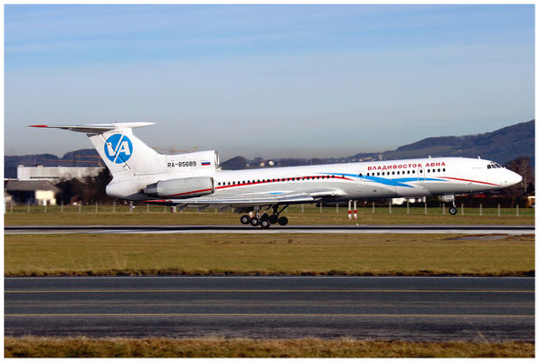 Vladivostok Avia / Tupolev Tu-154M / RA-85689 / 30.12.2006 / © Berni Müller