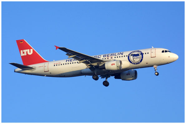 LTU International Airways / Airbus A320-200 / D-ALTD / 04.11.2003 / Martin Hackl