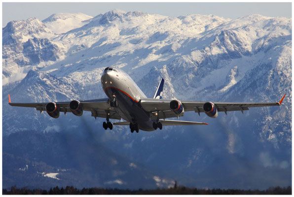 Aeroflot / Ilyushin IL-96-300 / RA-96015 / 27.02.2010 / © Berni Müller 