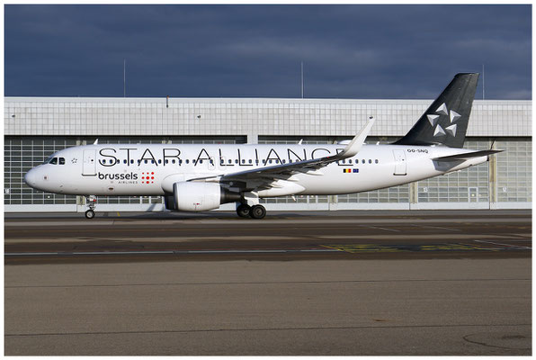 Brussels Airlines / Airbus A320-200 SL / OO-SNQ / 23.11.2024 / © Martin Hackl