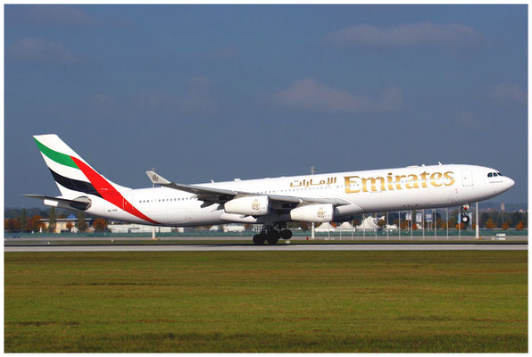 Emirates / Airbus A340-300 / A6-ERR / 16.10.2006 / © Martin Hackl