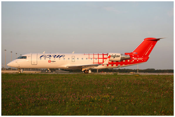 Adria Airways / CRJ-200 / S5-AAD / 27.08.2007 / © Martin Hackl